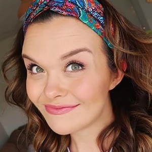 Charlotte Taylor Biography