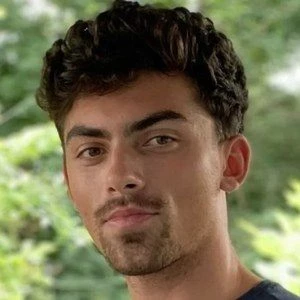 Max Taylor Biography