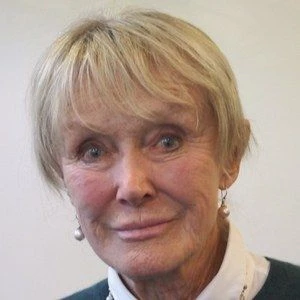 Valerie Taylor - Adderess, Bio, Birthdate, Family, Wiki & More