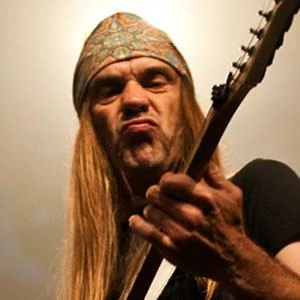 Ronni Le Tekro - Age, Height, Birthdate, Bio, Family, Networth & More