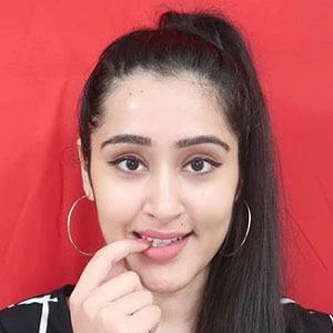 Himanshi Tekwani Biography