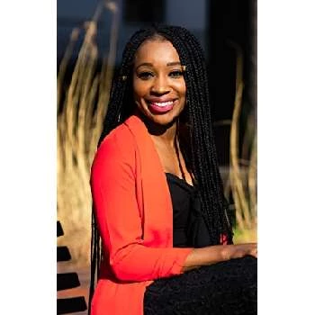 Teniola Zara King - Age, Bio, Birthdate, Family, Networth & More