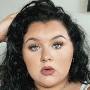 Mia Lana' Terry Biography