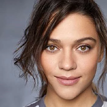 Thais Rodrigues - Age, Bio, Birthdate, Family, Networth & More
