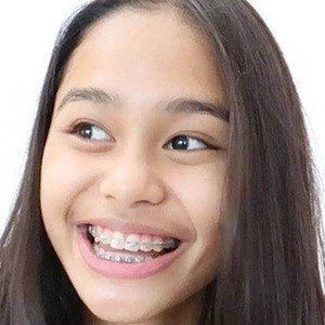 ThatsBella Biography