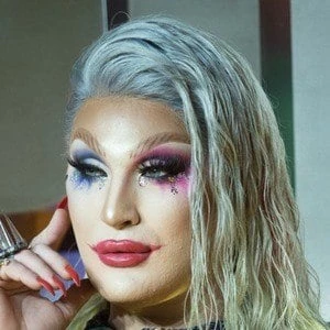 THE Vivienne Biography