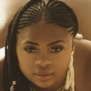 The Vixen of Soulfood - Age, Height, Birthdate, Family, Wiki & More