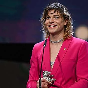 Thea Ehre - Biography, Birthday, Family, Wki, Networth & More