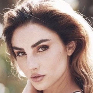 Mackenzie Thoma - Adderess, Bio, Birthdate, Family, Wiki & More