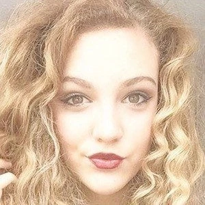 Molly Thompson Biography