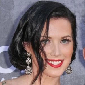 Shawna Thompson Biography