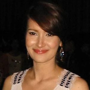 Anne Thongprasom - Age, Bio, Birthdate, Family, Networth & More