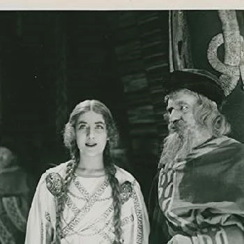 Thora Östberg - Age, Bio, Birthdate, Family, Networth & More