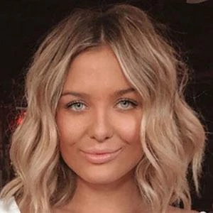 Sophie Tieman - Adderess, Bio, Birthdate, Family, Wiki & More