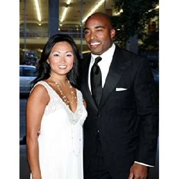 Tiki Barber Biography