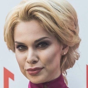 Samanta Tina - Family, Bio, Wiki, Dat of Birth, Networth & More