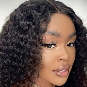 Emmerly Tinglin - Age, Wiki, Birthdate, Bio, Networth, Family & More