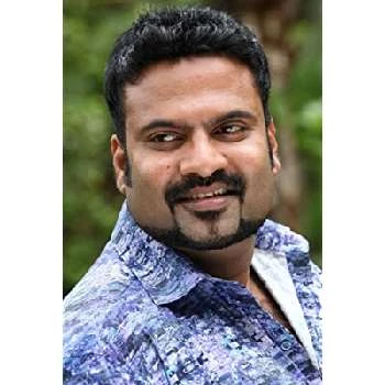 Tini Tom - Age, Bio, Birthdate, Family, Networth & More