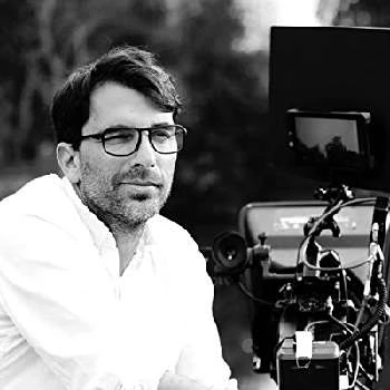 Tobias Hochstein Biography