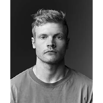 Toby Derrick Biography