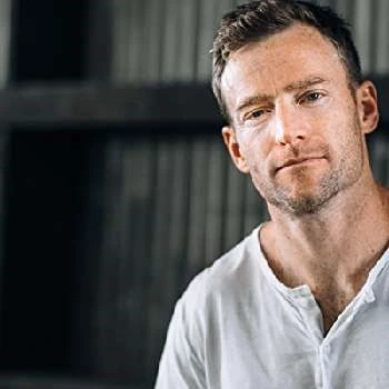 Toby Levins Biography