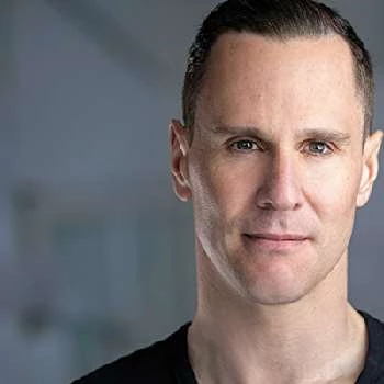 Tom Bentey Biography