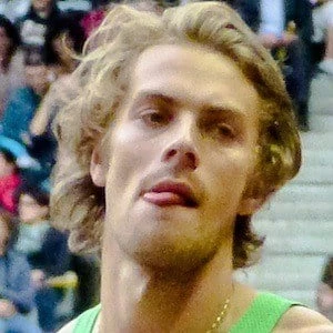 Chris Tomlinson Biography