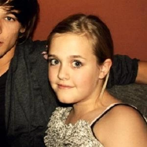 Lottie Tomlinson Biography