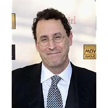 Tony Kushner Biography