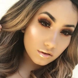 Angelica Torres - Income, Birthday, Family, Bio, Networth & More