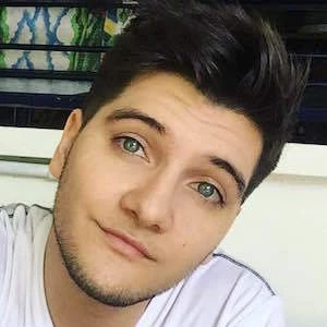 Julián Torres Biography