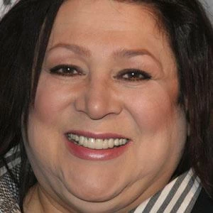 Liz Torres Biography