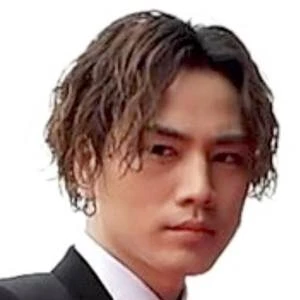Hiroomi Tosaka Biography