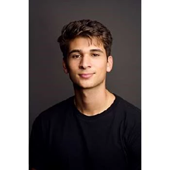 Trace Guzmán - Age, Bio, Birthdate, Family, Networth & More