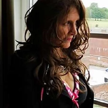 Tracy Clarke - Age, Bio, Birthdate, Family, Networth & More