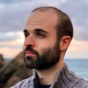 Menos Trece - Birthplace, Bio, Wiki, Birthday, Family, Networth & More