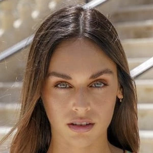 Samantha Trottier - Age, Bio, Birthdate, Family, Networth & More