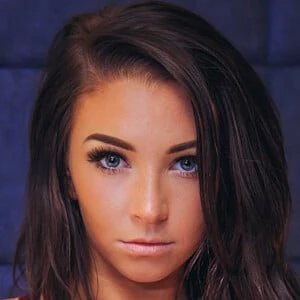 Heaven Tucker - Family, Bio, Birthday, Family, Income & More