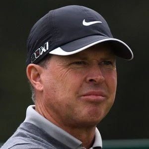 Bob Tway - Family, Bio, Birthday, Family, Income & More