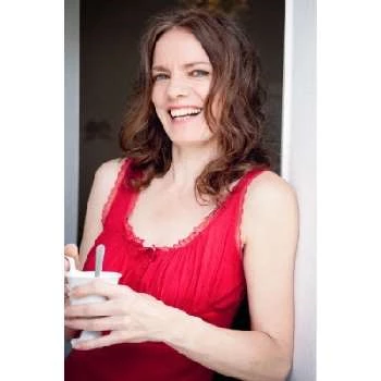 Uta Bonz - Age, Bio, Birthdate, Family, Networth & More