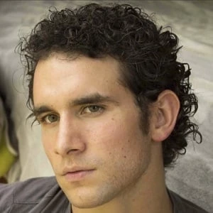 Marco Valdés - Birthplace, Bio, Wiki, Birthday, Family, Networth & More