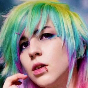 Petri Valentin - Age, Height, Birthdate, Family, Wiki & More