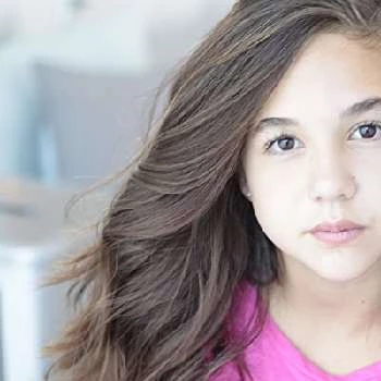 Valentina Segovia - Age, Bio, Birthdate, Family, Networth & More