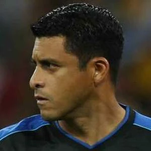 Noel Valladares - Networth, Biography, Birthdate, Family & More