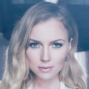 Ancilla van de Leest Biography