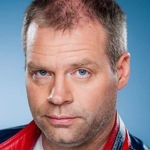 Kiff VandenHeuvel Biography