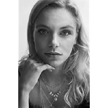 Vanessa Aleksander - Age, Bio, Birthdate, Family, Networth & More