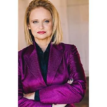 Vanessa Bednar - Family, Bio, Birthday, Family, Income & More