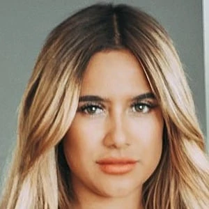 Debbie Varela - Wiki, Bio, Networth, Birthdate, Family & More