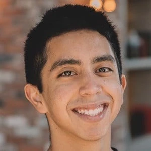 Diego Vargas - Height, Bio, Wiki, Family, Birthplace, Networth & More